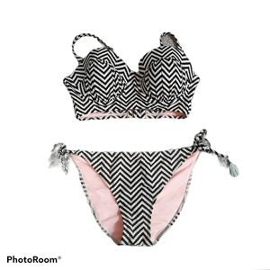 Xhilaration Chevron Tassel Tie Bikini size XL
